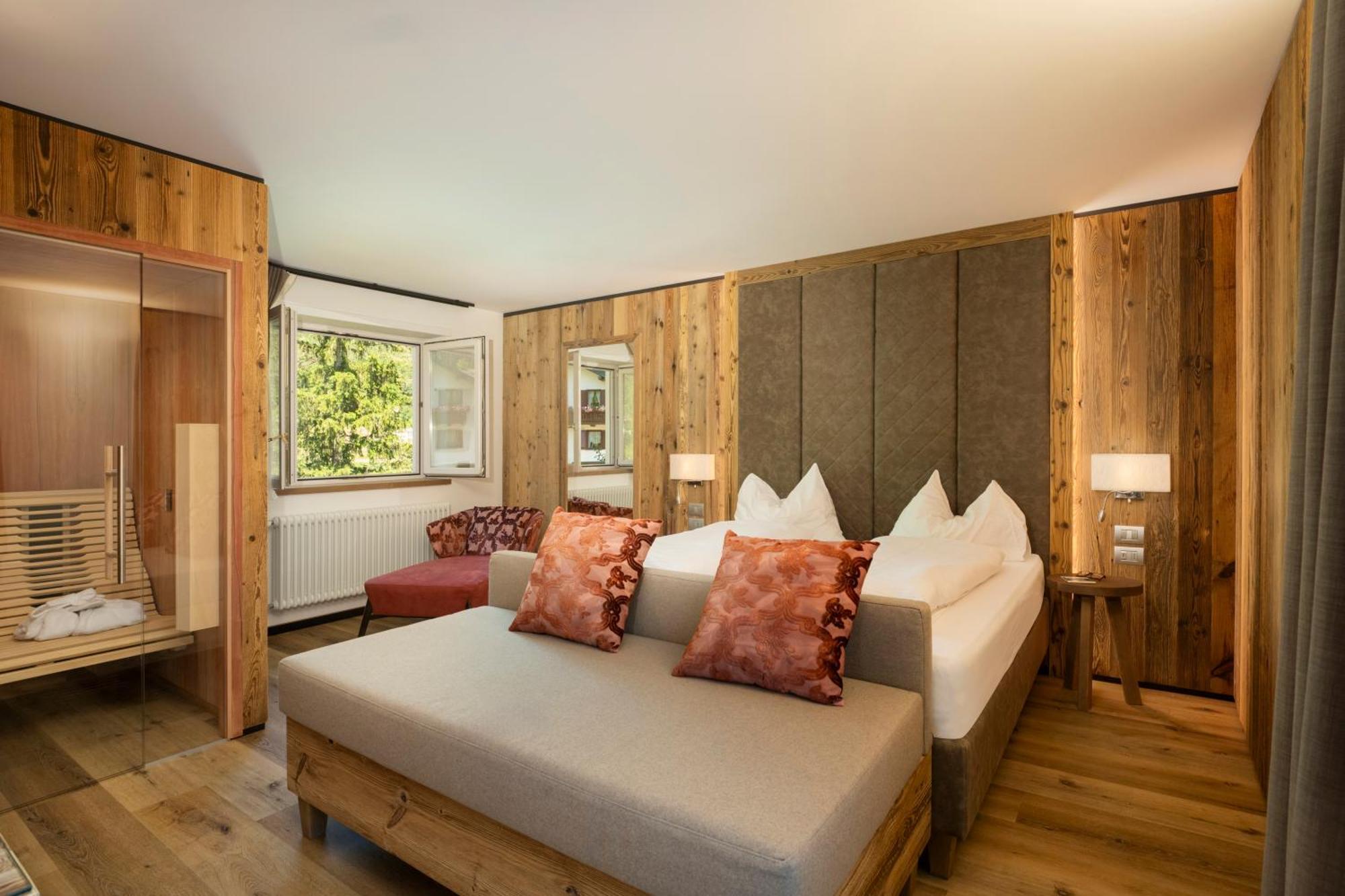 Hotel Pineta Baselga di Pine Exterior photo